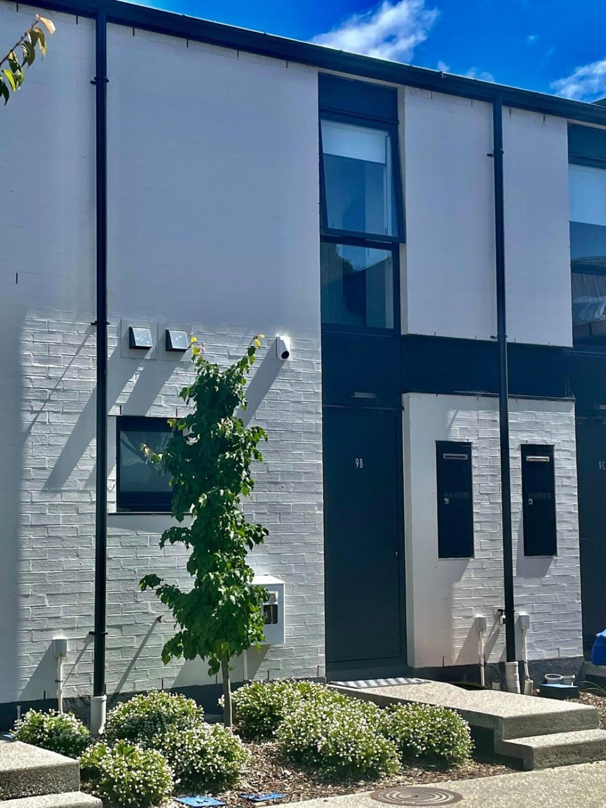 Wanaka Riverside Townhouse Retreat Albert Town エクステリア 写真